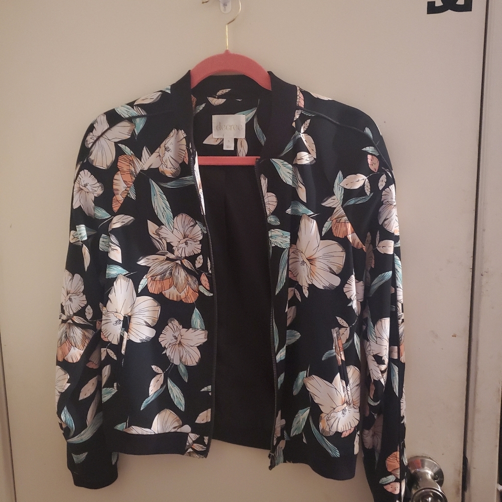Jacket - Picture 3 of 3